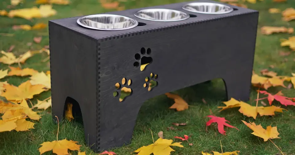 Outdoor Pet Feeding Station